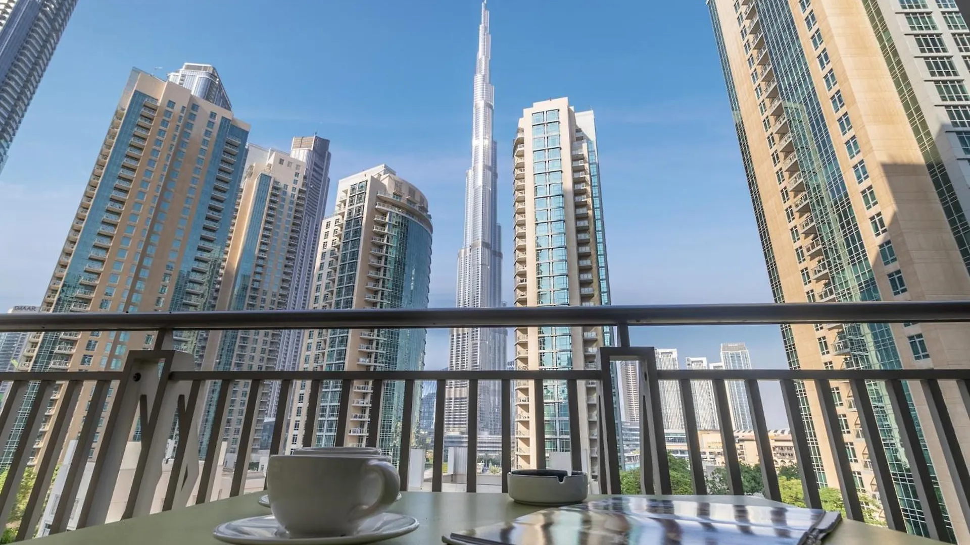 Stylish 2Br With Burj Khalifa View Near Dubai Mall Apartment