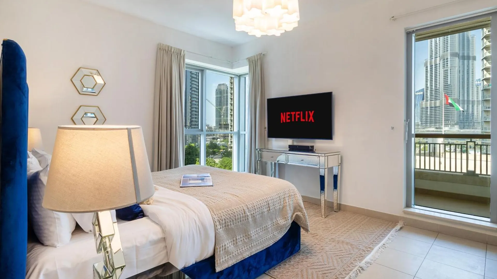 Stylish 2Br With Burj Khalifa View Near Dubai Mall Apartment